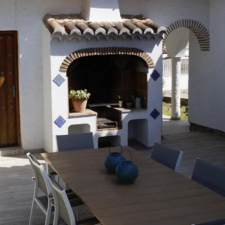 Blue Vista Gardenroom Guest house *